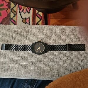 Black Nixon Minimal Watch